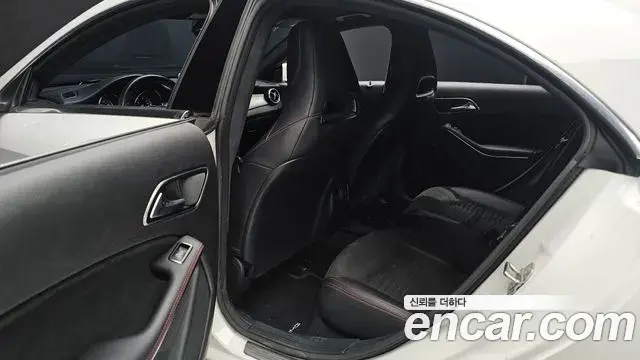 Mercedes-Benz CLA-Class 2018 — ფოტო 15/33
