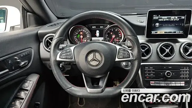 Mercedes-Benz CLA-Class 2018 — ფოტო 25/33