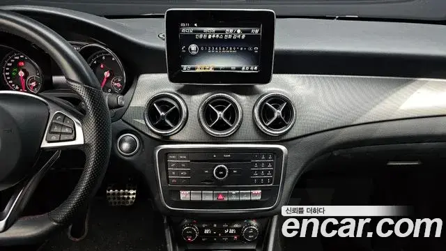 Mercedes-Benz CLA-Class 2018 — ფოტო 11/33