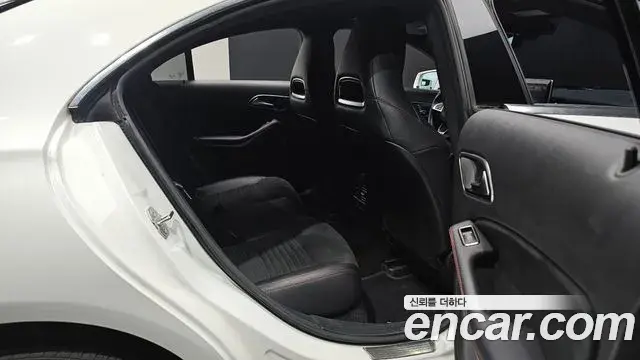 Mercedes-Benz CLA-Class 2018 — ფოტო 16/33