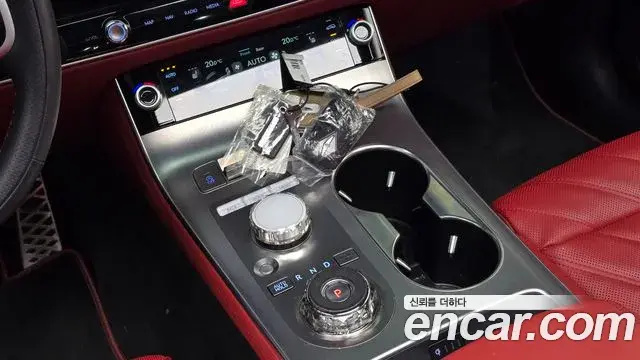 Genesis GV70 2024 — ფოტო 10/20