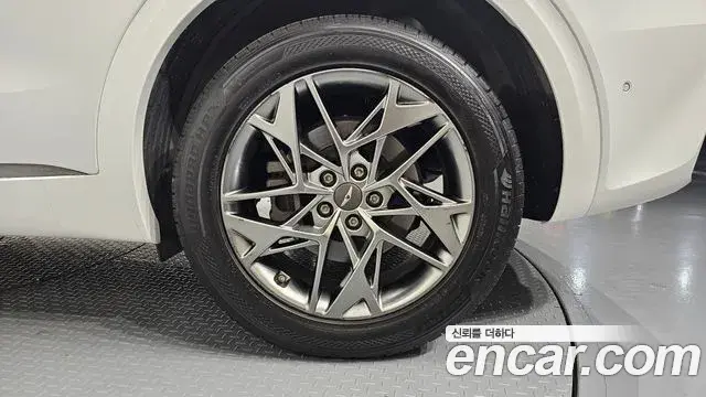 Genesis GV70 2021 — Şəkil 4/34
