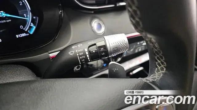 Genesis GV70 2021 — Şəkil 24/34