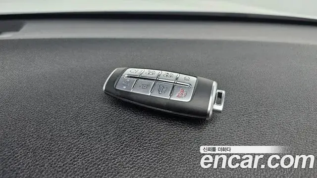 Genesis GV70 2021 — Şəkil 22/34