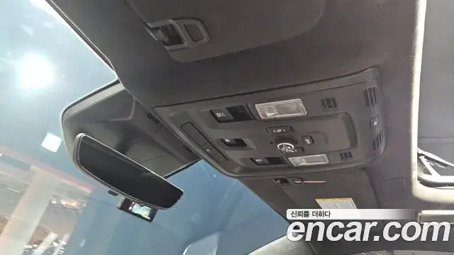 Cadillac Escalade 2023 — Photo 6/35