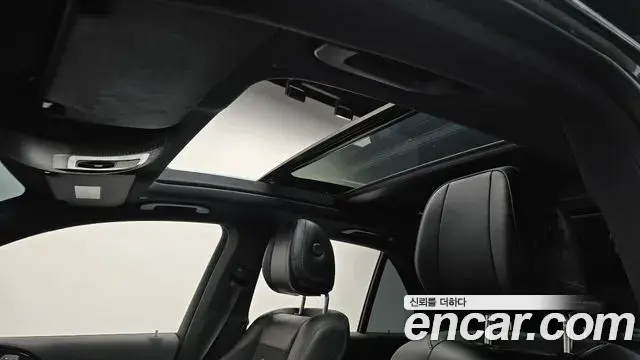 Mercedes-Benz GLE-Class 2023 — Photo 14/36
