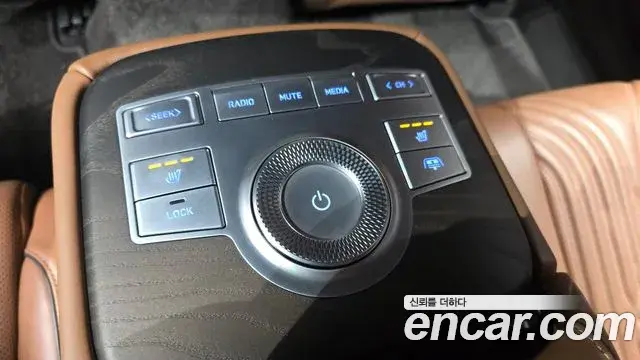 Genesis G80 2020 — ფოტო 15/20