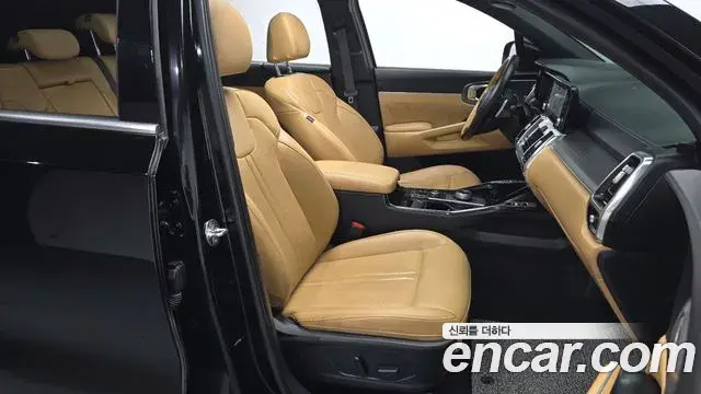 Kia Sorento 2022 — Photo 12/20