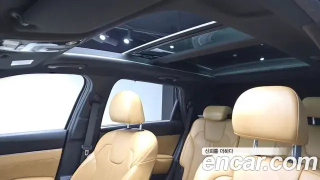 Kia Sorento 2022 — Photo 18/20