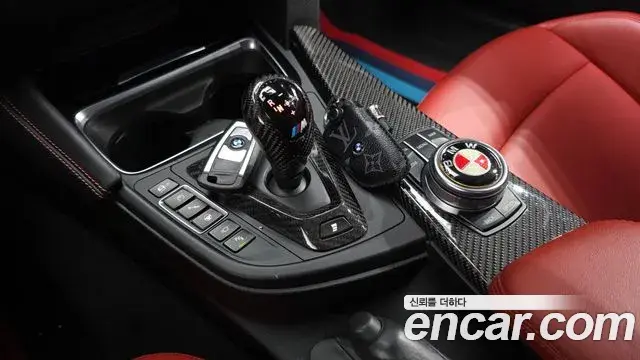 BMW M4 2018 — Фото 9/20