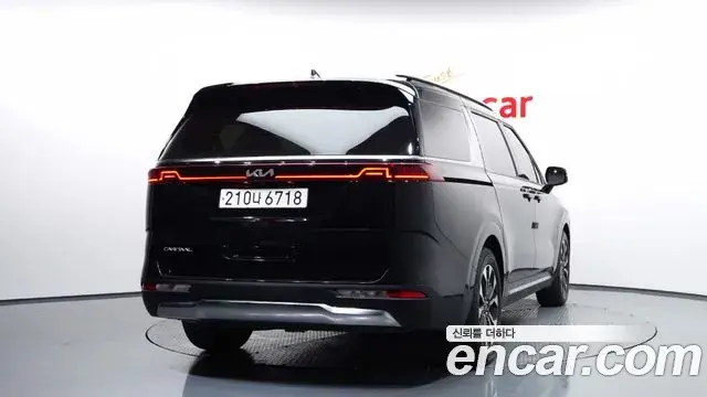 Kia Carnival 2022 — Photo 4/20