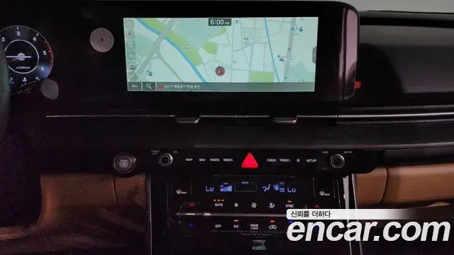 Kia Carnival 2022 — Photo 13/20