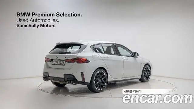 BMW 1 Series 2025 — Photo 16/20