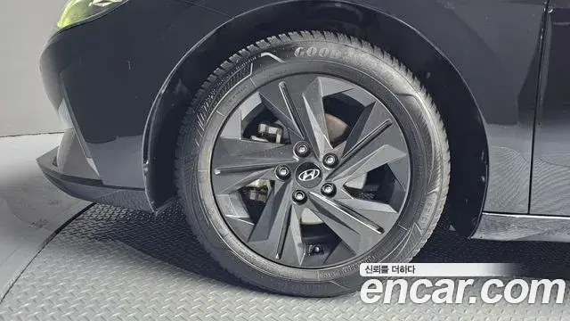 Hyundai The New Avante Hybrid 2021 — Şəkil 13/33