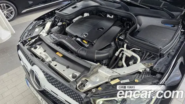 Mercedes-Benz GLC-Class 2022 — Photo 4/34