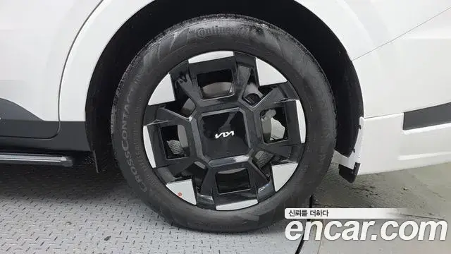 Kia Carnival 2026 — ფოტო 5/33
