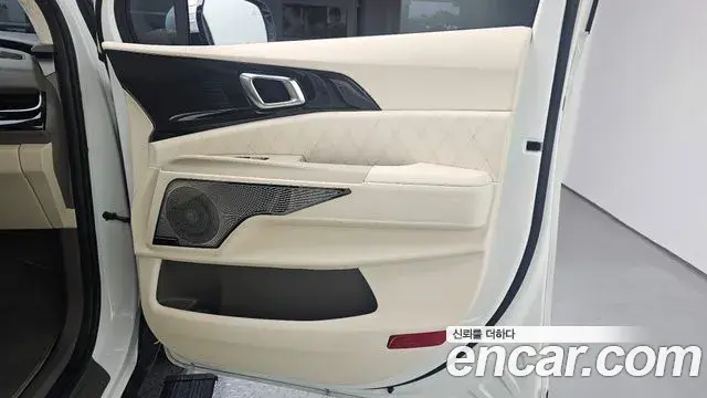 Kia Carnival 2026 — ფოტო 32/33