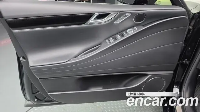 Genesis G80 2025 — Photo 26/33