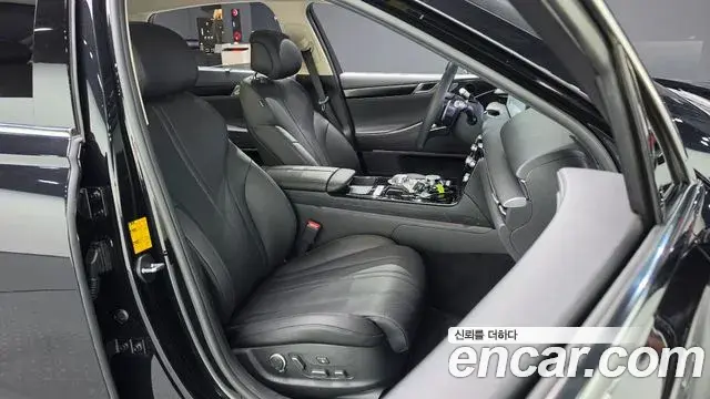 Genesis G80 2025 — Photo 17/33