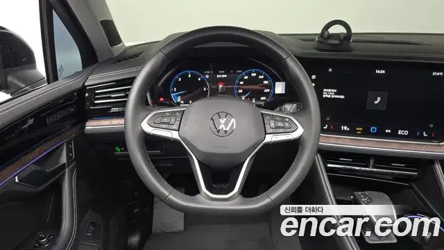 Volkswagen Touareg 2025 — Şəkil 20/38