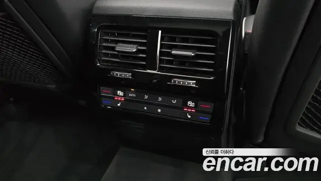 Volkswagen Touareg 2025 — Şəkil 6/38