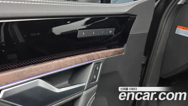 Volkswagen Touareg 2025 — Şəkil 38/38
