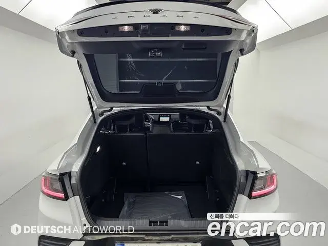 Renault Samsung Arkana 2024 — Фото 19/20