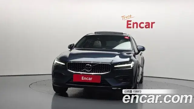 Volvo V60 Cross Country 2020 — Şəkil 15/20