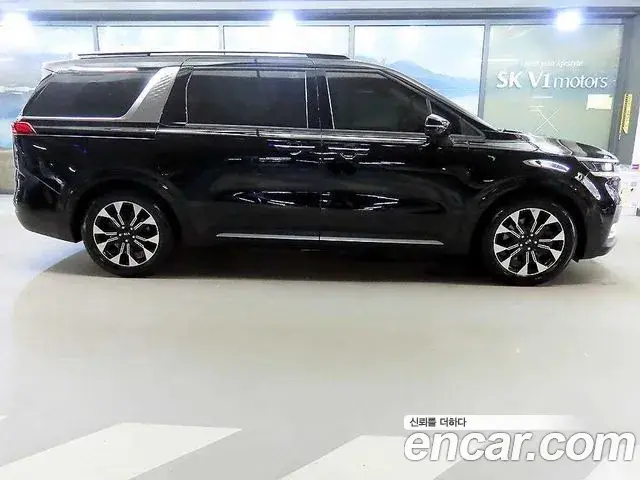 Kia Carnival 2020 — Фото 2/20