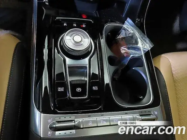 Kia Carnival 2020 — Фото 11/20