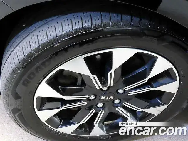 Kia Carnival 2020 — Фото 19/20