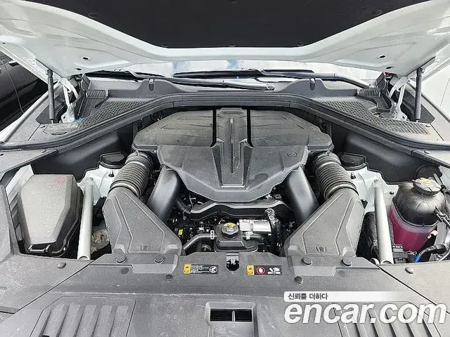 Genesis GV80 2025 — Photo 19/20