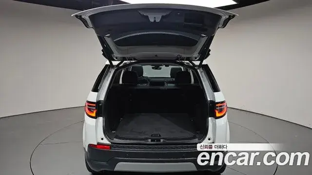 Land Rover Discovery Sport 2023 — Фото 20/20