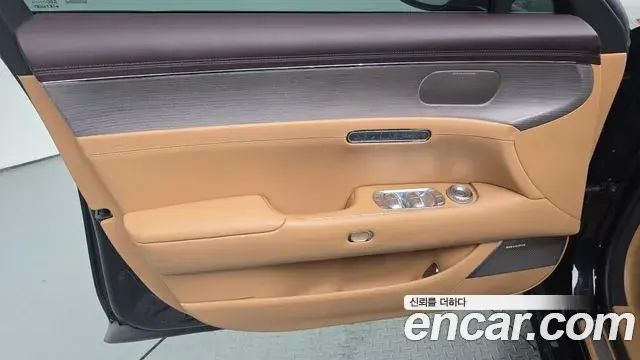 Genesis G90 2022 — Photo 1/34