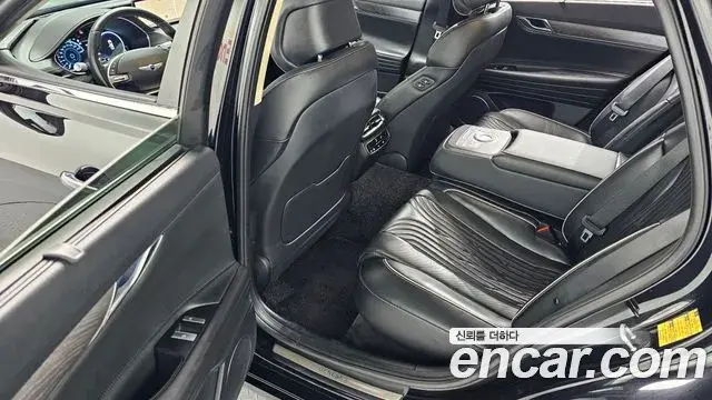 Genesis G80 2020 — ფოტო 2/20