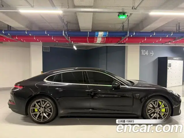 Porsche Panamera 2024 — Photo 3/20