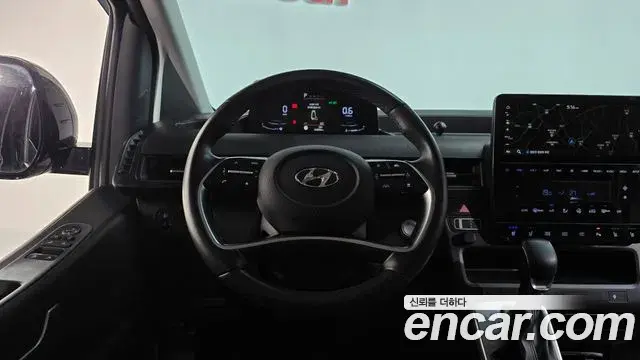 Hyundai Staria 2021 — Şəkil 25/32