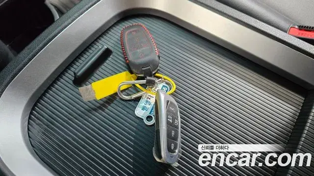 Hyundai Staria 2021 — Şəkil 21/32