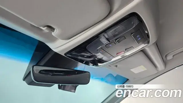 Hyundai Staria 2021 — Şəkil 27/32