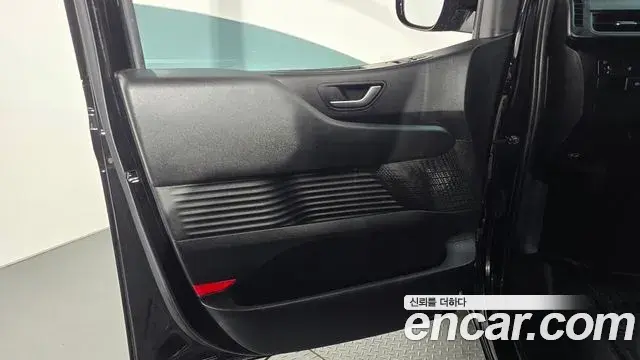 Hyundai Staria 2021 — Şəkil 5/32