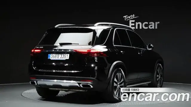 Mercedes-Benz GLE-Class 2025 — Photo 2/34