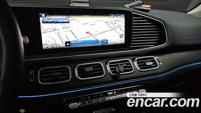 Mercedes-Benz GLE-Class 2025 — Photo 24/34