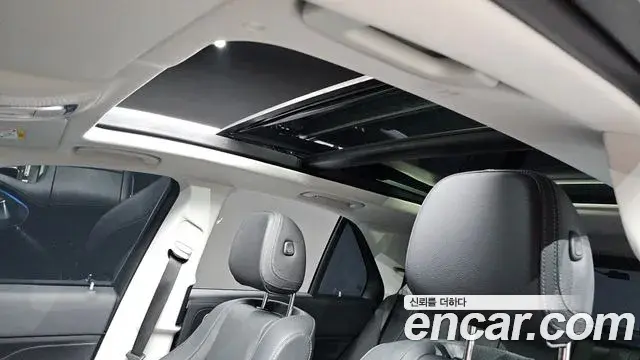 Mercedes-Benz GLE-Class 2025 — Photo 11/34