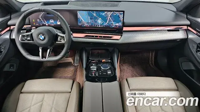 BMW 5 Series 2025 — ფოტო 29/33