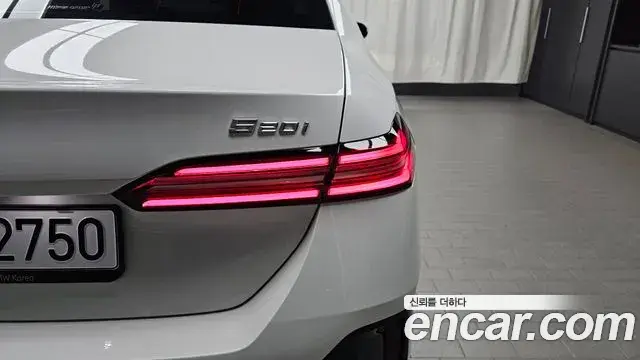 BMW 5 Series 2025 — ფოტო 12/33