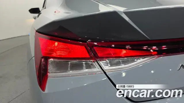 Hyundai The New Avante Hybrid 2021 — ფოტო 24/30