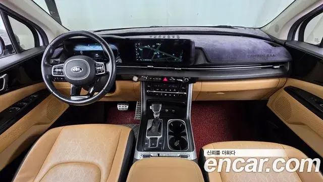 Kia Carnival 2021 — Photo 7/20