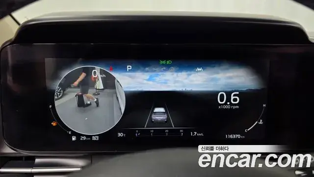 Kia Carnival 2021 — Photo 8/20