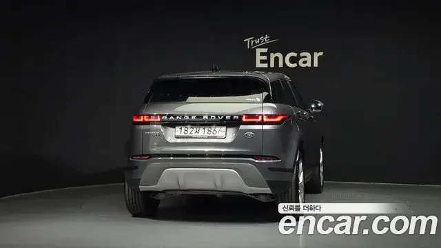 Land Rover Range Rover Evoque 2020 — Photo 10/32