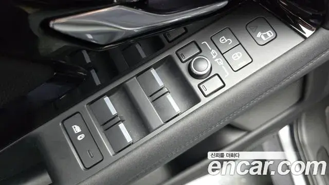 Land Rover Range Rover Evoque 2020 — Photo 12/32